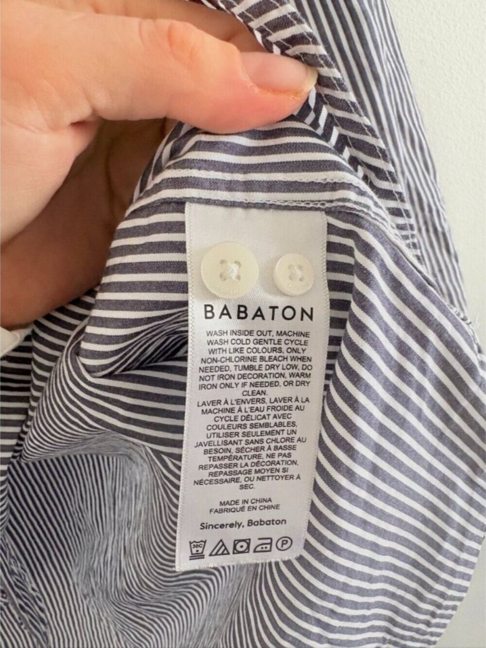 Aritzia Babaton Archive Poplin Shirt Oversized Mila Ink Navy/White Size Small - Picture 9 of 10